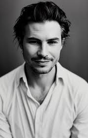 Dog Bowl (Short 2015)