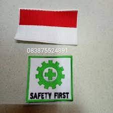 Bagaimana jika bendera aceh mengadopsi unsur penggabungan bendera kesultanan aceh darussalam (alam peudeung, kejayaan) dan perjuangan penggunaan lambang dan bendera gerakan separatis mungkin sangat menciderai perasaan rakyat indonesia di darah2 lain di indonesia. Jual Logo K3 Dan Logo Bendera Merah Putih Kota Tangerang Selatan Cahaya Safety Indonesia Tokopedia