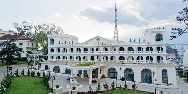 Chào Mừng – Dalat Palace Heritage Hotel