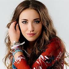 This file is the author's own work and represents his interpretation of this song. Lauren Daigle Escuchar Musica Online