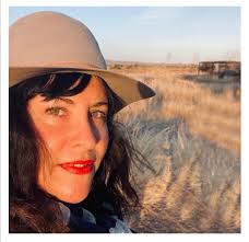 Danielle Rubi's Instagram, Twitter & Facebook