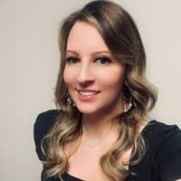 Amanda Lampley's Instagram, Twitter & Facebook