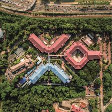 It was founded in 2012 as a partnership between the university of malaya (um) and the university of wales trinity saint david (uwtsd). Welcome To Iumw