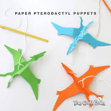 This dinosaur art activity for preschoolers is so fun! 10 Diy Dinosaur Crafts