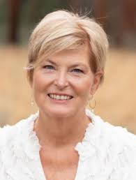 Heidi Healy, AACC, CACP