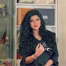 ملكة كابلي malika kabli instagram photos and videos women wonder woman instagram photo