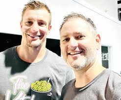 Clinton Dugan's Instagram, Twitter & Facebook