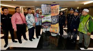 Kuala terengganu is the state capital of terengganu, on the east coast of peninsular malaysia. Awas Jika Buat Wayang Dalam Pawagam Terengganu Denda Pasangan Rm1000 Remaja