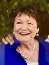 Devon Bowes's Instagram, Twitter & Facebook