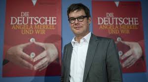 Die spitzen von cdu und csu haben knapp 100 tage vor der bundestagswahl geschlossenheit demonstriert und den politischen gegner von grünen und spd scharf attackiert. 4wdiqntgdgciom