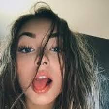 Listen to Rise Up (cover) by Ella Compton in aku playlist online for free 