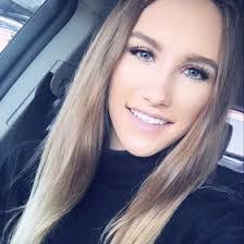 Kayla Fox's Instagram, Twitter & Facebook