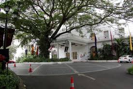 Decoration was mos.t impressive.gud staff. Windsor Manor Bridge Bangalore Urban Mapio Net