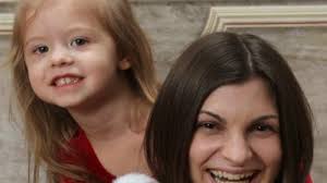 Mom gives birth to baby girl after fatal car crash