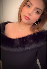 Desiree Dyer's Instagram, Twitter & Facebook