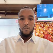 DegDeg: Ugu yaraan [5] ruux ayaa ku geeriyootay [15] kalena waa ku  dhaawacmeen dagaal beelo kasoo Kala jeeda Cadaado iyo Gaalkacyo ku  dhex-marey miyiga degmada Docoleey ee Gobolka Galgaduud. Dagaalkan ayaa  salka