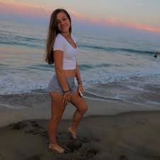 Abby Berthold (@abberthold)