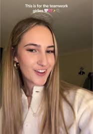 Alexis Faircloth's Instagram, Twitter & Facebook