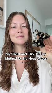 Twist and Clip Air Dry Method ™ 😉〰️✨ #airdry #hairtutorial #hairtok  #hairhealth #hairhack #haircare #haircareroutine #hairtips #fyp #noheatwaves