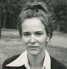 Sara Roby's Instagram, Twitter & Facebook