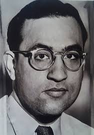 Harry Merrill's Instagram, Twitter & Facebook