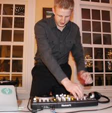 Profile for DJ Servant Felix