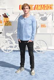 Logan paul got his start at age 10 at home in ohio. Logan Paul Mtv Movie Awards Mens Style 2015 Picture Wm