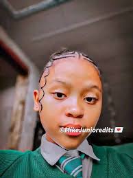 Talented Girl Creates Beautiful Art