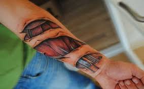 Biomechanik Tattoo 50 Bilder Mit Roboterhaften Motiven Und 3d Effekt Biomechanik Tattoo Biomechanical Tattoos Bild Tattoos