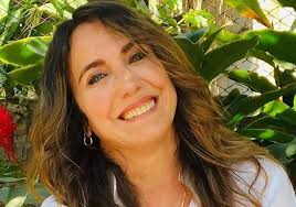 Hoy estaría cumpliendo años de vida nuestra primera actriz #OfelitaNuñez.  Querida, respetada y admirada por todos, Ofelita es de las leyendas  vivientes de la actuación en nuestro país. Muchas luz siempre allá