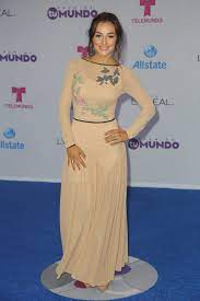 Vega dated actor and singer víctor garcía from 2004 to 2008 and actor and comedian adrian uribe from 2009 to 2012. Marimar Vega See All The Stunning Looks From Premios Tu Mundo Popsugar Latina Photo 25