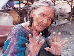 Homeless old Manguba has found a family amidst strangers