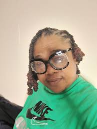 I love this group…I sufferer hair loss…the middle never grew back properly  fr chemo…from this group I found a hairdresser that old school and most  importantly don't kill my pockets…she doesn't charge