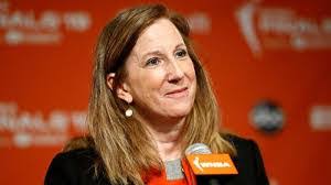 Napoleon Howell's Instagram, Twitter & Facebook