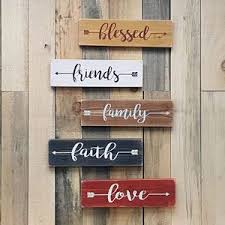 Personalized Arrow Word Wood Signs Custom Arrow Signs Arttowngifts Diy Wood Signs Rustic Wood Signs Wood Signs