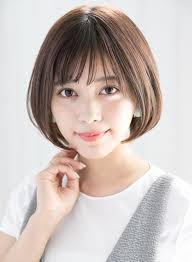 大人ひし形シルエットショートボブ2018 髪型 ヘアスタイル ヘアカタログ ビューティーナビ 女の子のヘアカット 毛髪染料 ボブ ひし形