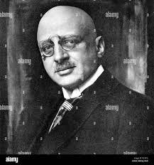 Clara Haber's Instagram, Twitter & Facebook