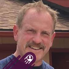 Keith Rattenborg has been the face of service in Oakland for many years. He  took over the Standard Station from Earl Heckman in August 1969.