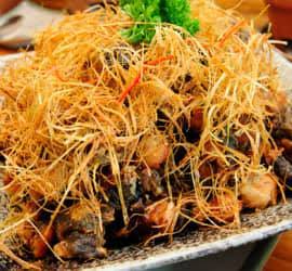 Crispy "straw" frog