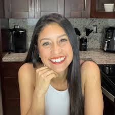 Alexia Lynn Ruiz (@wassuplexi) • Threads, Say more