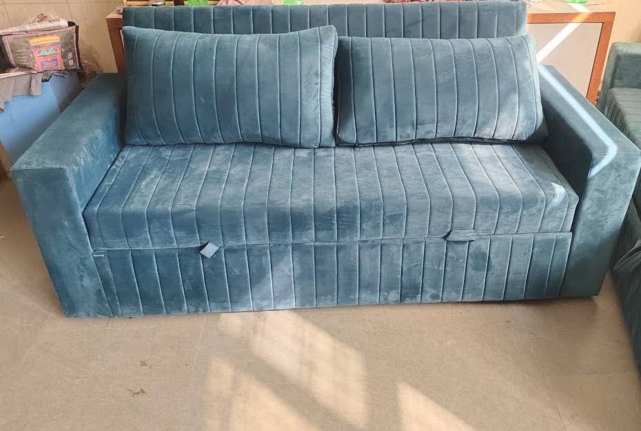Modern Luxury Designer Sofa Cum