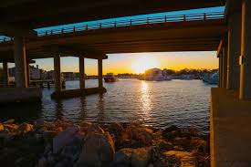 rudee inlet dining attractions visit virginia beach