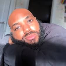 Wes-Lee (@WesleyLately)