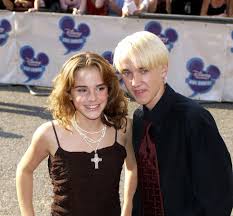 It starred felton as one of. Tom Felton Shared A Video Of Himself And Emma Watson Playing A Hand Slap Game On The Harry Potter Set Teen Vogue