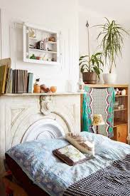 De Nombreuses Maisons Ont Des Cheminees Condamnees Inutilisees Ces Cheminees Vous Donnent Parfoi Deco Tete De Lit Tete De Lit Cheminee Decoration Tete De Lit