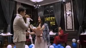 Bạn gái hải đăng nghẹn ngào tiết lộ cách đây 2 tháng nam diễn viên đã cầu hôn cô sau 2 năm hẹn hò. 1wa0qynd Sqxnm