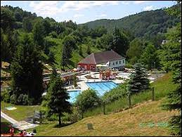 Frisches quellwasser, wird durch eine solaranlage erhitzt und sorgt für angenehme wassertemperaturen bis 30°. Schwimmbad Schonbrunn Thuringen