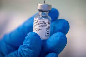 Novavax will sich voraussichtlich im februar um eine zulassung des impfstoffs in großbritannien bemühen. Nach Weihnachten Grunes Licht Fur Corona Impfstoff Von Biontech