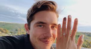 Taryn Phipps and Zach Walker's Wedding Website