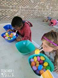 Pin By Maria Dragonetti On Giochi Motori Childrens Party Games Easter Party Games Kids Party Games